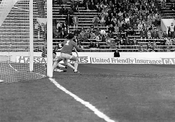 Sheffield Wednesday 0 v. Chelsea 0. Division 2 Football May 1982 MF07-11-041