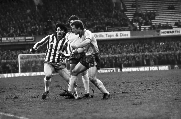 Sheffield Wednesday 0 v. Chelsea 0. Division Two Football. January 1981 MF01-08-034