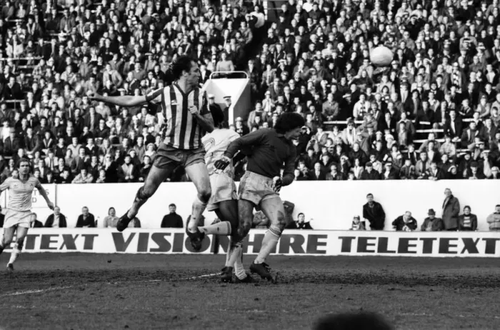 Framed Print : Sheffield Wednesday 1 v. Notts. County 2. Division Two Football. January 1981 MF01-20-068 Framed Print : Sheffield Wednesday 1 v. Notts. County 2. Division Two Football. January 1981 MF01-20-068