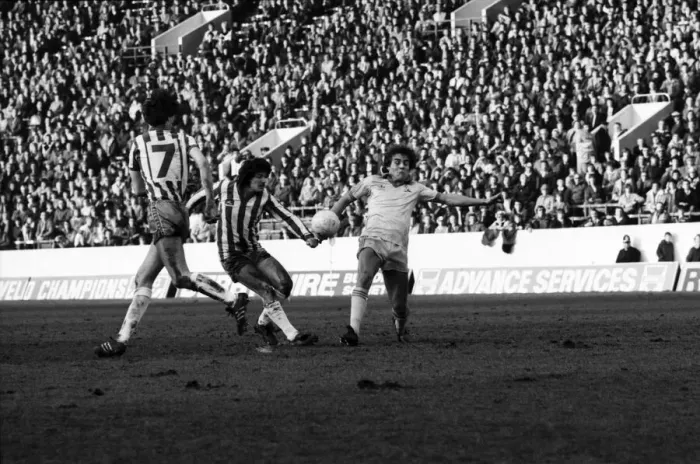 Framed Print : Sheffield Wednesday 1 v. Notts. County 2. Division Two Football. January 1981 MF01-20-054 Framed Print : Sheffield Wednesday 1 v. Notts. County 2. Division Two Football. January 1981 MF01-20-054