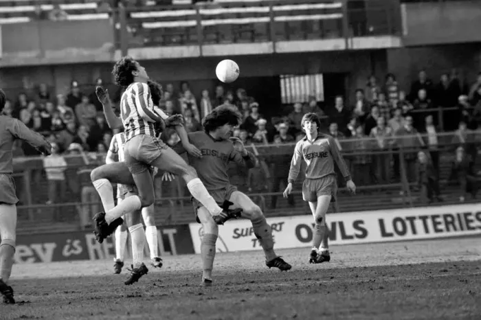 Framed Print : Sheffield Wednesday 3 v. Oldham 0. Division One Football. February 1981 MF01-31-003 Framed Print : Sheffield Wednesday 3 v. Oldham 0. Division One Football. February 1981 MF01-31-003