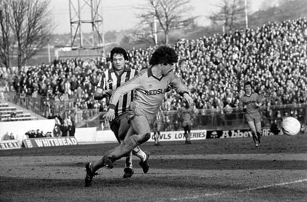 Sheffield Wednesday 3 v. Oldham 0. Division One Football. February 1981 MF01-31-024