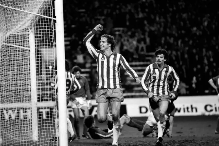 Framed Print : Sheffield Wednesday 4 v. Bristol Rovers 1. Division Two Football. MF01-10-004 Framed Print : Sheffield Wednesday 4 v. Bristol Rovers 1. Division Two Football. MF01-10-004