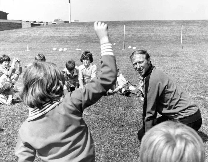 Framed Print : Sheffield Wednesday manager Jack Charlton coaching young footballers in February 1979