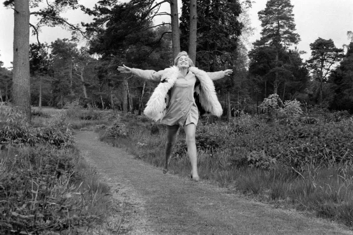 Framed Print : Sheila Hancock Actress 1968 At Liphook Health Farm Pictured in Countryside Framed Print : Sheila Hancock Actress 1968 At Liphook Health Farm Pictured in Countryside