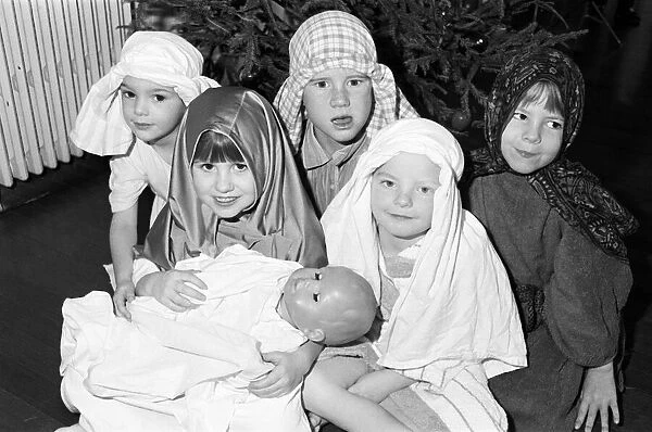 Shepley First School prepare for their Nativity Play. 9th December 1991