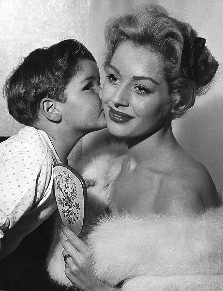 Sheree Winton actress with son Dale