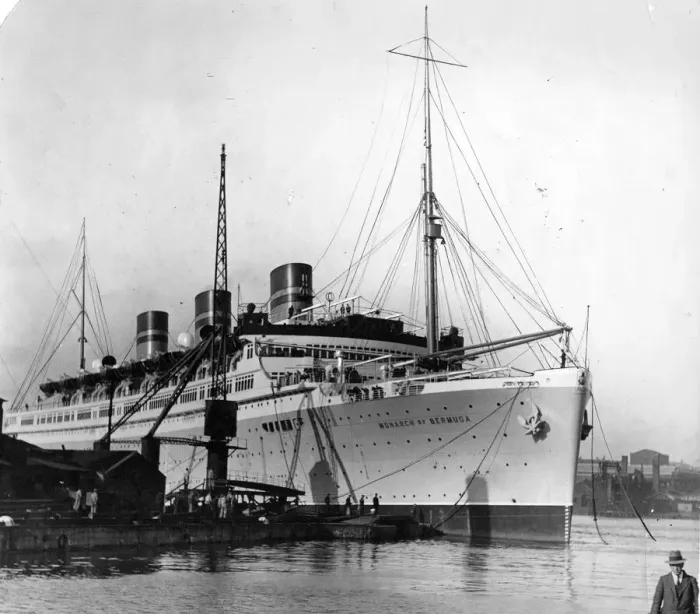 Framed Print : The Ship Monarch of Bermuda now named Arkadia before her departure from the Tyne Framed Print : The Ship Monarch of Bermuda now named Arkadia before her departure from the Tyne
