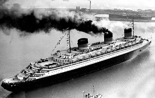 Ship Normandie leaving Le Havre to Southampton and New York on May 29, 1935