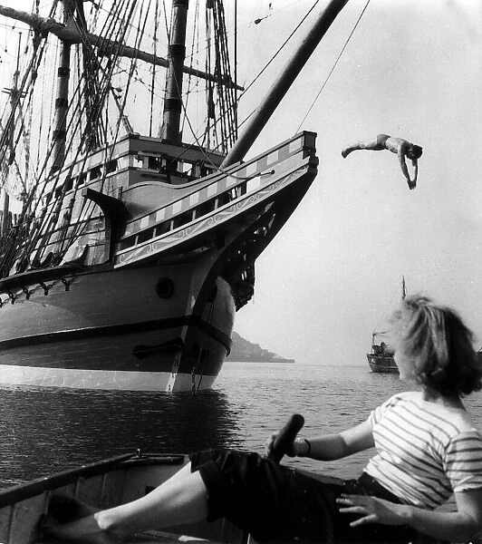 Ships Mayflower April 1957