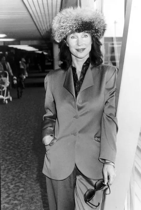 Framed Print : Shirley Anne Field actress leaving Heathrow airport for Los Angeles where she will attend