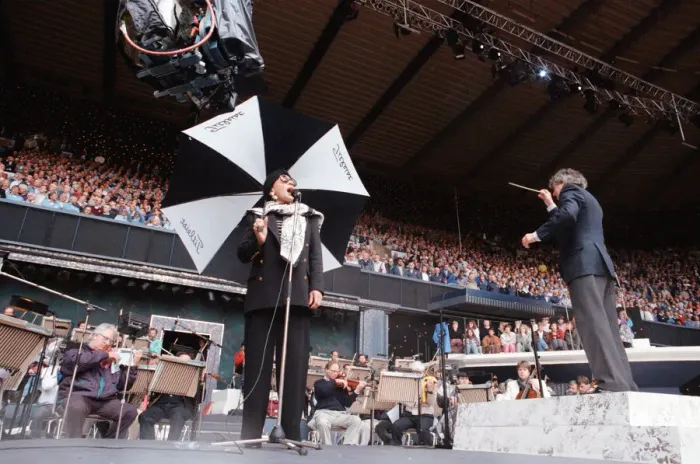 Framed Print : Shirley Bassey performing at the Cor World Choir concert at Cardiff Arms Park