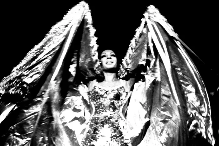 Framed Print : Shirley Bassey performing on stage in concert at Newcastle City Hall 30th April 1971 Framed Print : Shirley Bassey performing on stage in concert at Newcastle City Hall 30th April 1971