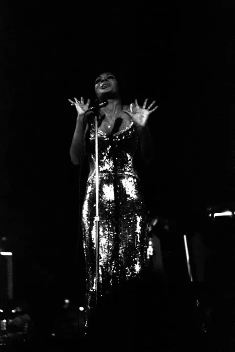 Framed Print : Shirley Bassey performing on stage in concert at Newcastle City Hall 30th April 1971 Framed Print : Shirley Bassey performing on stage in concert at Newcastle City Hall 30th April 1971
