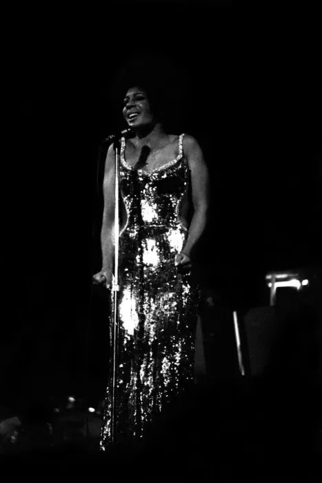 Framed Print : Shirley Bassey performing on stage in concert at Newcastle City Hall 30th April 1971