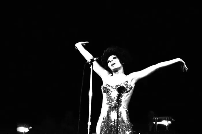 Framed Print : Shirley Bassey performing on stage in concert at Newcastle City Hall 30th April 1971 Framed Print : Shirley Bassey performing on stage in concert at Newcastle City Hall 30th April 1971