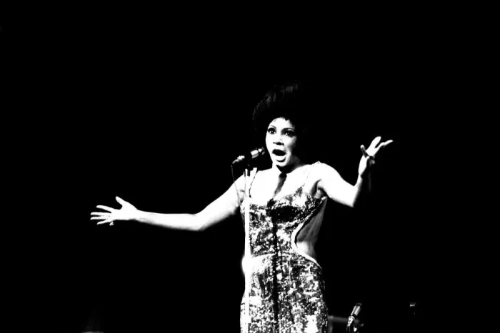 Framed Print : Shirley Bassey performing on stage in concert at Newcastle City Hall 30th April 1971 Framed Print : Shirley Bassey performing on stage in concert at Newcastle City Hall 30th April 1971