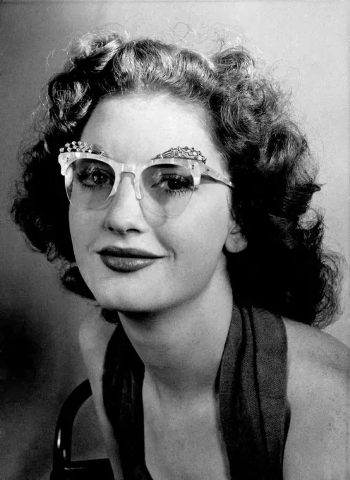 Framed Print : Shirley Lorimer displays in London the latest fashion idea for women spectacle wearers Framed Print : Shirley Lorimer displays in London the latest fashion idea for women spectacle wearers