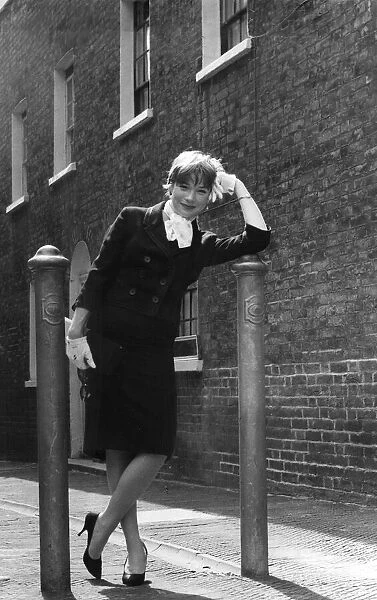 Shirley MacLaine photocall in London 1958