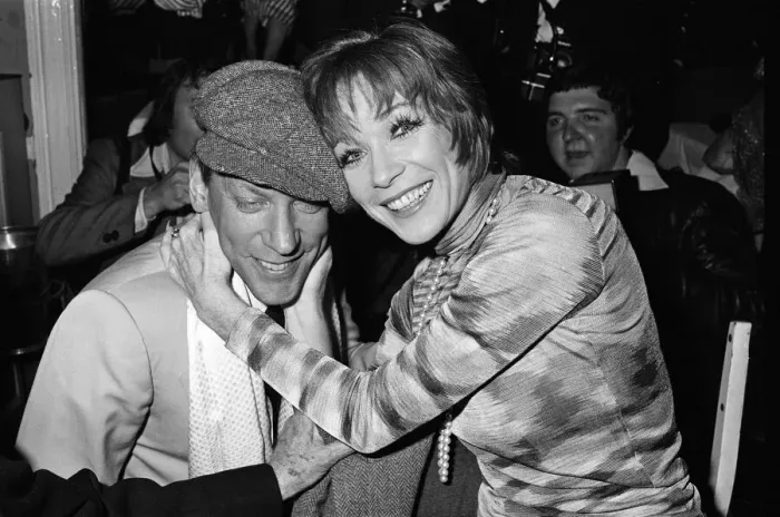 Framed Print : Shirley MacLaine at the White Elephant club in Westminster for a party to celebrate her Framed Print : Shirley MacLaine at the White Elephant club in Westminster for a party to celebrate her