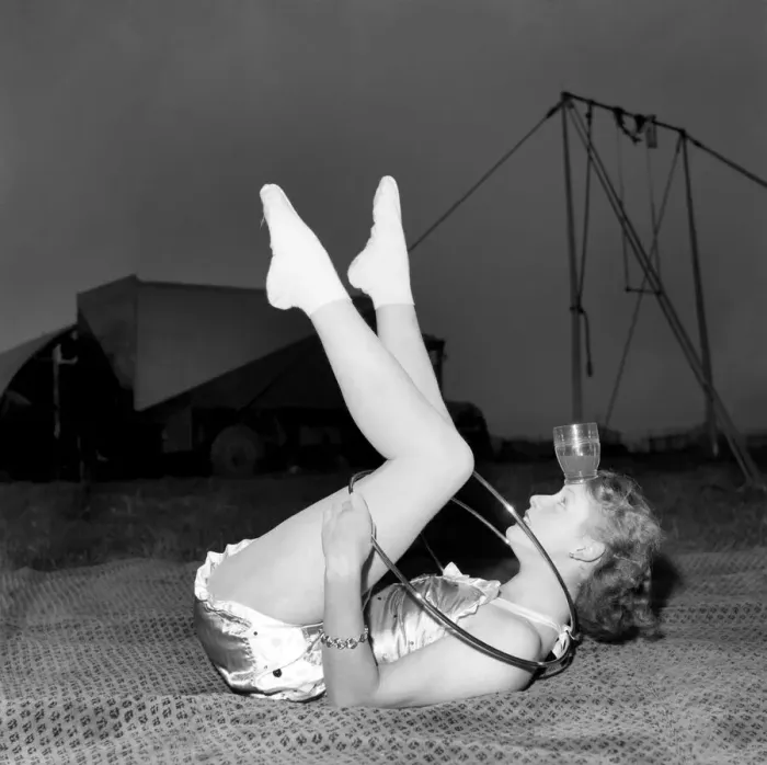 Framed Print : Shirley Tate, member of Stanley Rayners Circus at Sheerness Framed Print : Shirley Tate, member of Stanley Rayners Circus at Sheerness