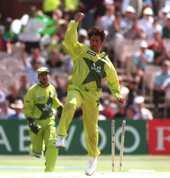 Framed Print : Shoaib Akhtar celebrates Nathan Astles wicket June 1999 during the semi finals