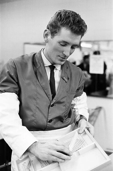 Shop Assistant, Fine Fare Supermarket, Wilton, London, 29th October 1963