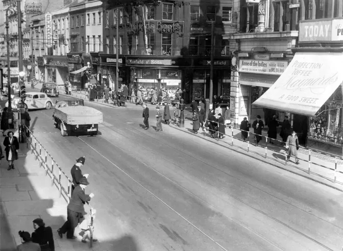 Framed Print : Shoppers out in force around Sunderland - Mackies Corner on the junction of the High Framed Print : Shoppers out in force around Sunderland - Mackies Corner on the junction of the High