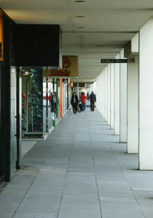 Framed Print : The shopping centre in Milton Keynes, Buckinghamshire. April 1984 Framed Print : The shopping centre in Milton Keynes, Buckinghamshire. April 1984
