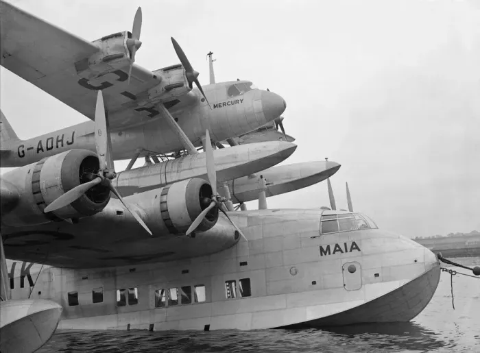 Framed Print : The Short-Mayo composite aircraft comprised the Short S
