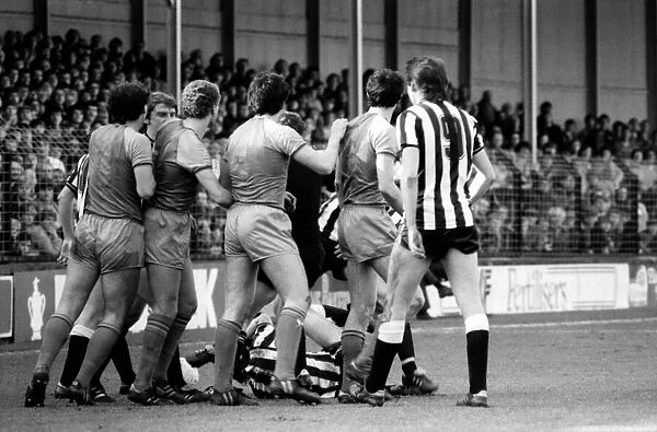 Shrewsbury 2 v. Newcastle 2. March 1984 MF14-26-004