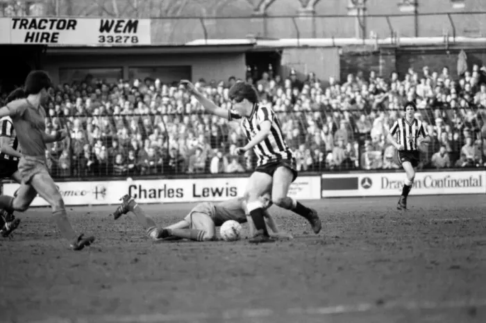 Framed Print : Shrewsbury 2 v. Newcastle 2. March 1984 MF14-26-018