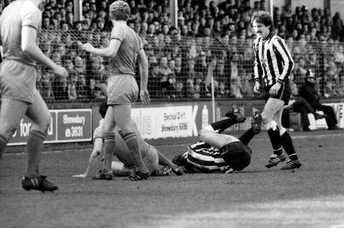 Framed Print : Shrewsbury 2 v. Newcastle 2. March 1984 MF14-26-030