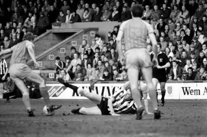 Framed Print : Shrewsbury 2 v. Newcastle 2. March 1984 MF14-26-038 Framed Print : Shrewsbury 2 v. Newcastle 2. March 1984 MF14-26-038