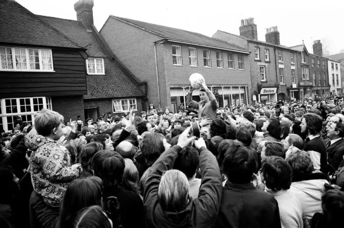 Framed Print : Shrove Tuesday and Ash Wednesday herald, in Ashbourne, Derbyshire
