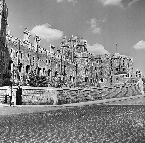 Sightseeing at Windsor Castle. 18th May 1955