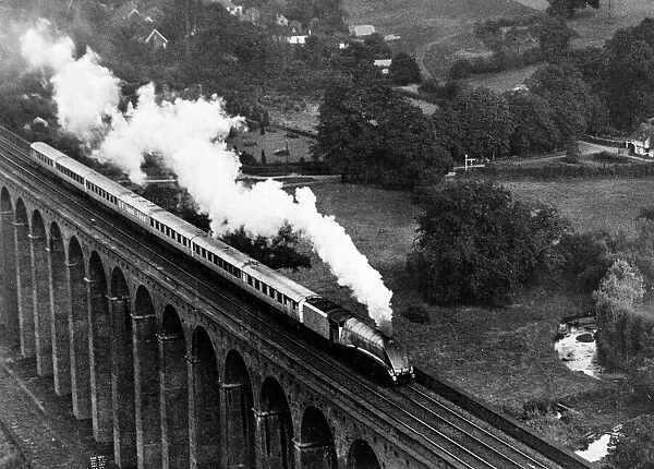 The Silver Jubilee crossing the Welwyn viaduct Railway rail steam train transport