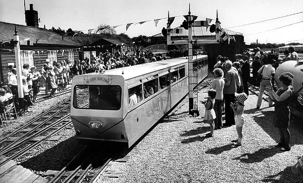 The Silver Jubilee train at the official opening of Cumbra