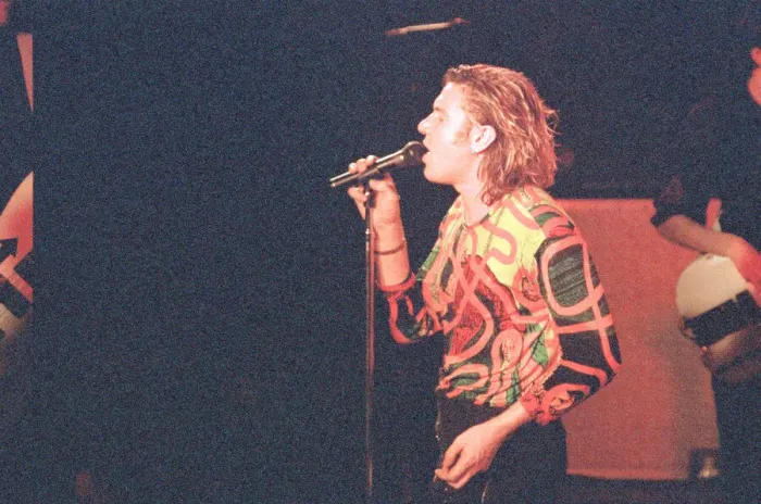 Framed Print : Simon Le Bon singing with his band Duran Duran live on the 11th November 1988
