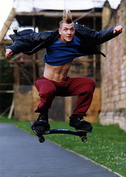 Simon Schofield on the new snakeboard on 30th August 1994