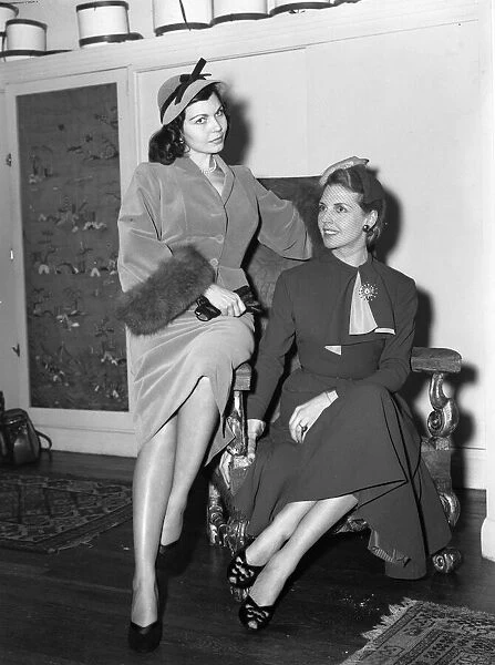 Simone Silva (left) and Harriette Johns actresses starring in the stage production of