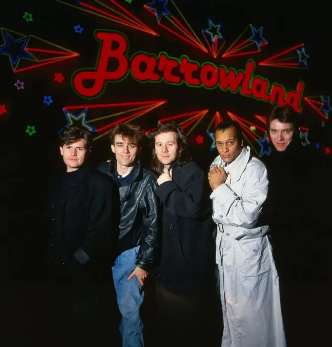 Framed Print : Simple Minds pop group band outside the Barrowlands in Glasgow circa 1995 Framed Print : Simple Minds pop group band outside the Barrowlands in Glasgow circa 1995