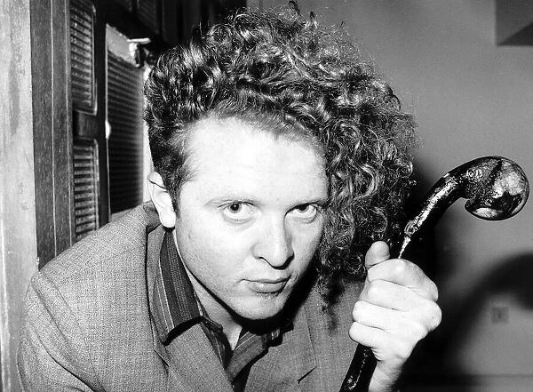 Simply Red alias Mick Hucknell the singer Dbase msi