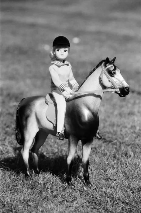 Framed Print : A Sindy doll with horse. 25th March 1982 Framed Print : A Sindy doll with horse. 25th March 1982