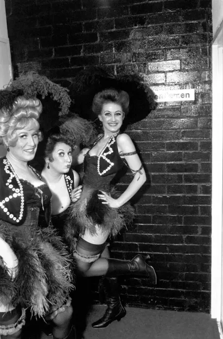 Framed Print : Sing a Rude Song: It is a musical about Marie Lloyd starring Barbara Windsor