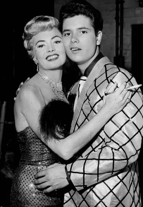 Framed Print : Singer and actor Cliff Richard Singer with Actress Yolande Donlan to star in Film