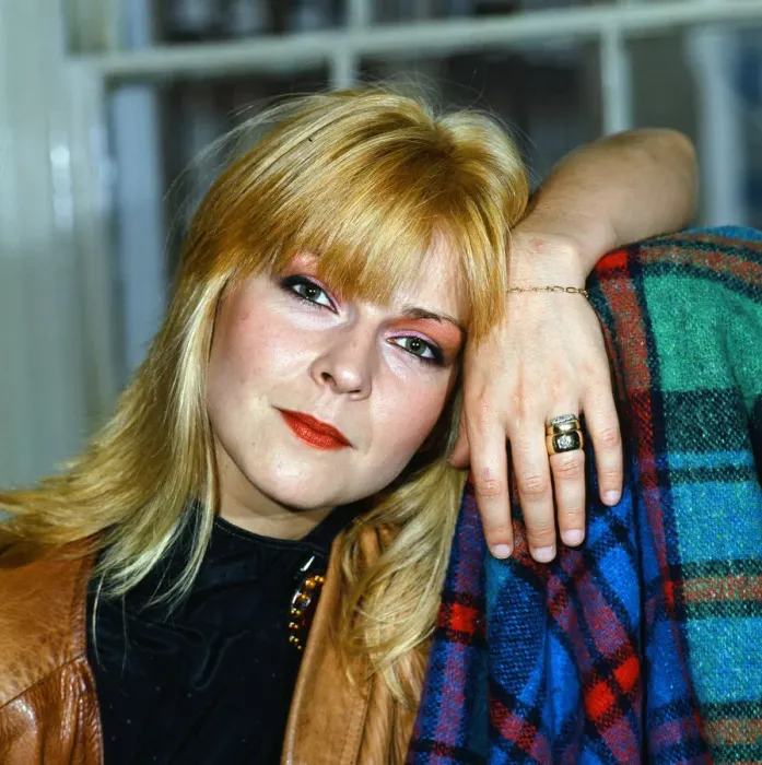 Framed Print : Singer and actress Toyah Willcox. October 1986 Framed Print : Singer and actress Toyah Willcox. October 1986