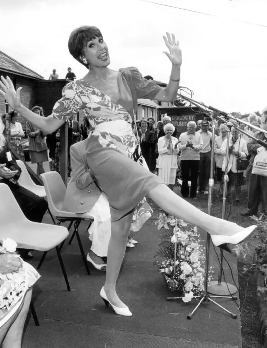 Framed Print : Singer Anita Harris at Torbay Hospital League of Friends fete. June 3 1992
