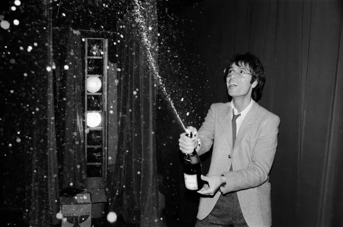 Framed Print : Singer Cliff Richard celebrates his 40th birthday. 13th October 1980 Framed Print : Singer Cliff Richard celebrates his 40th birthday. 13th October 1980