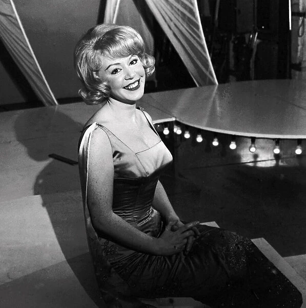 Singer Kathy Kirby, the British entry in the Eurovision Song Contest, January 1965